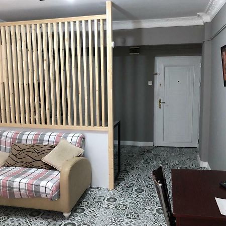 First Suite Taksim Istanboel Buitenkant foto