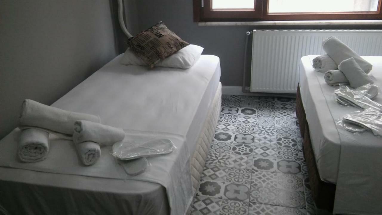 First Suite Taksim Istanboel Buitenkant foto